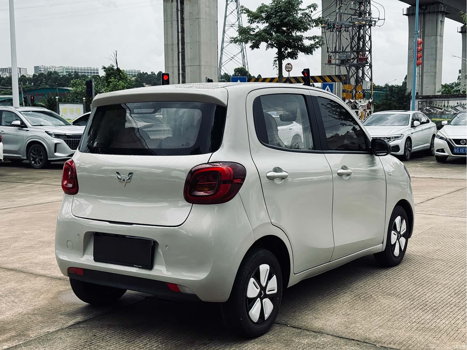 Wuling MINIEV, 2025 6