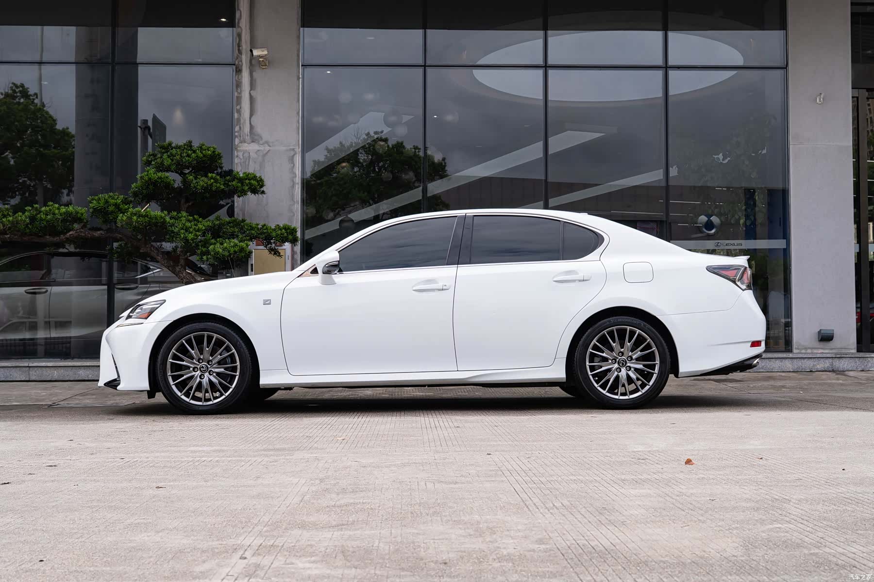 Lexus GS, 2017 4