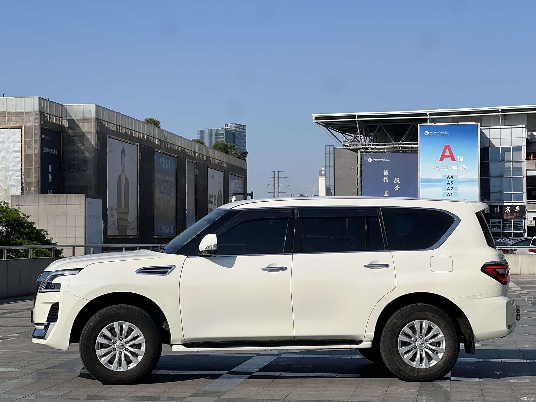 Nissan Patrol, 2018 3