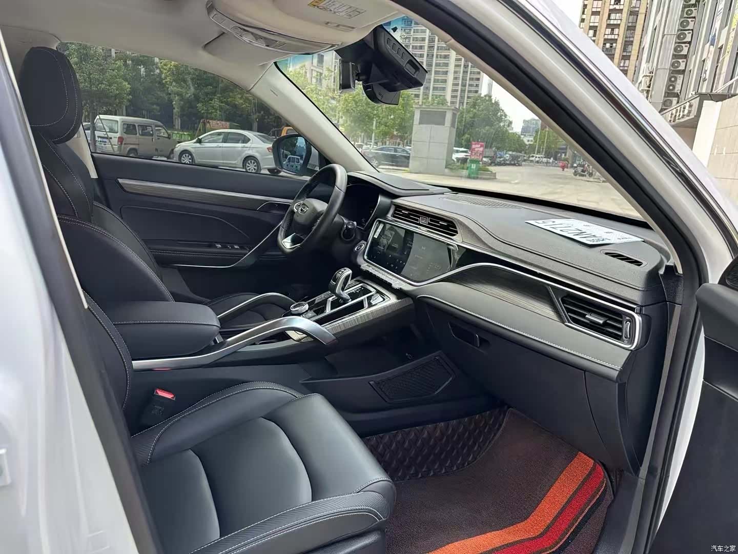 Geely Boyue, 2021 все фото