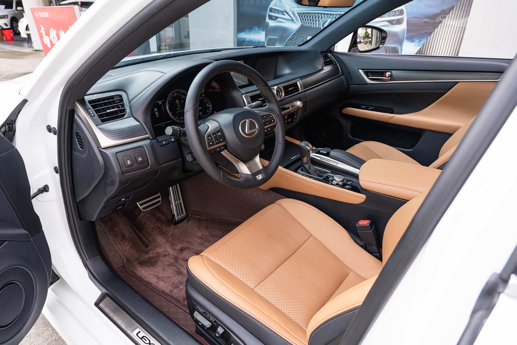 Lexus GS, 2017 9