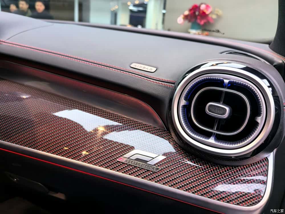 Mercedes-Benz C-Class, 2025 все фото