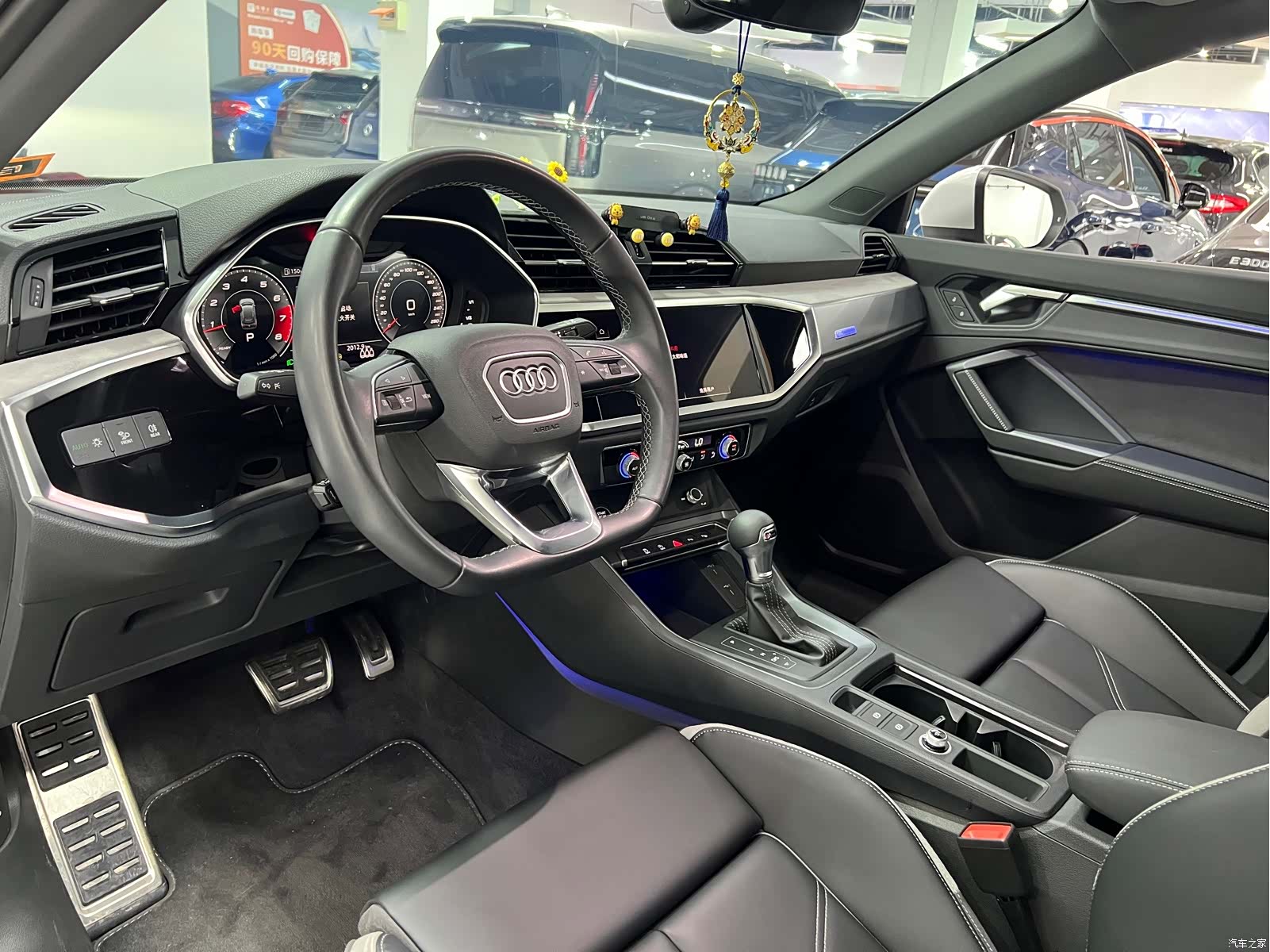 Audi Q3, 2024 12