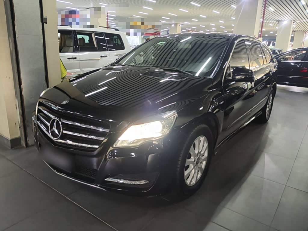 Mercedes-Benz R 2017 R 320 4MATIC