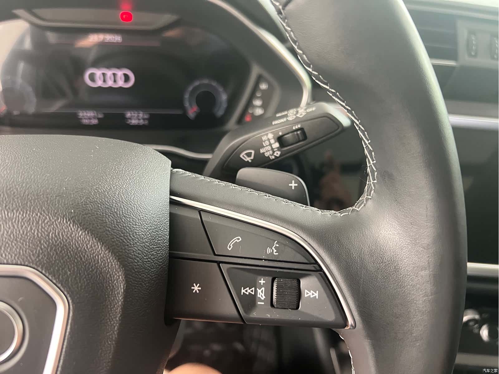 Audi Q3, 2023 11