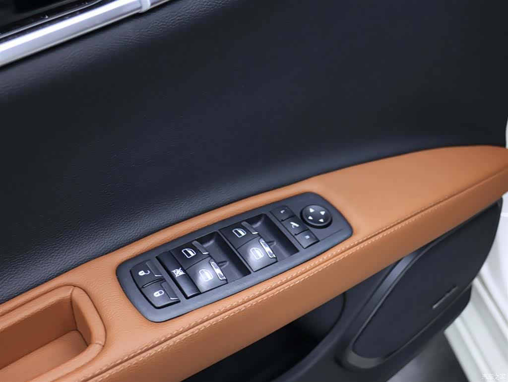 Maserati Ghibli, 2023 22