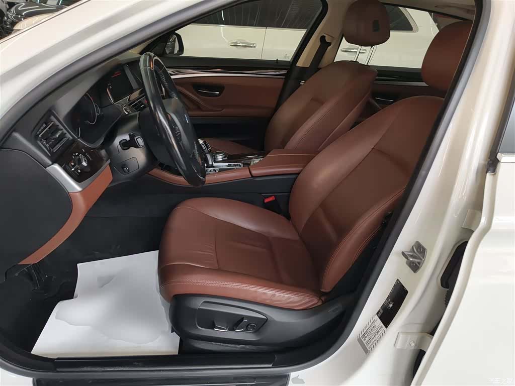 BMW 5 Series, 2016 11