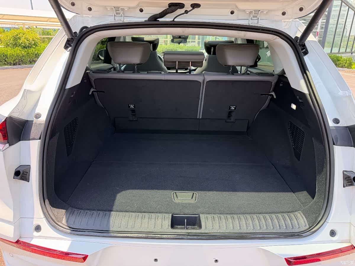 Buick E5, 2025 13