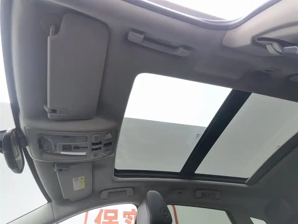 Cadillac SRX