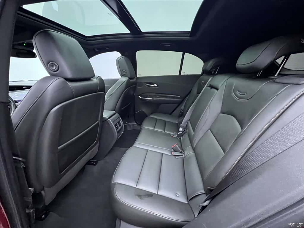 Cadillac XT4, 2019 23