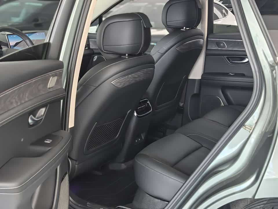 HarmonyOS Ask the world M5