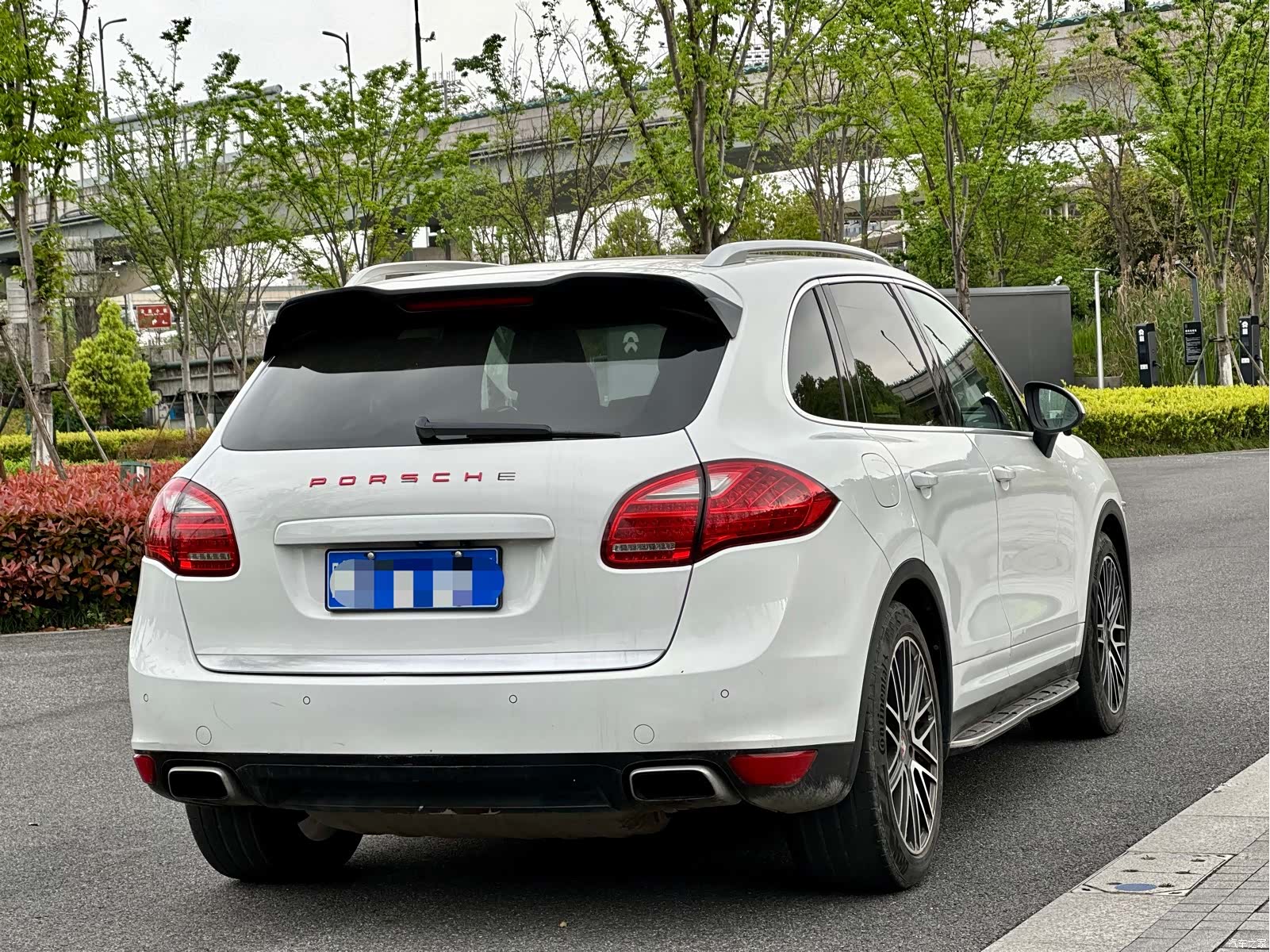 Porsche Cayenne, 2012 6