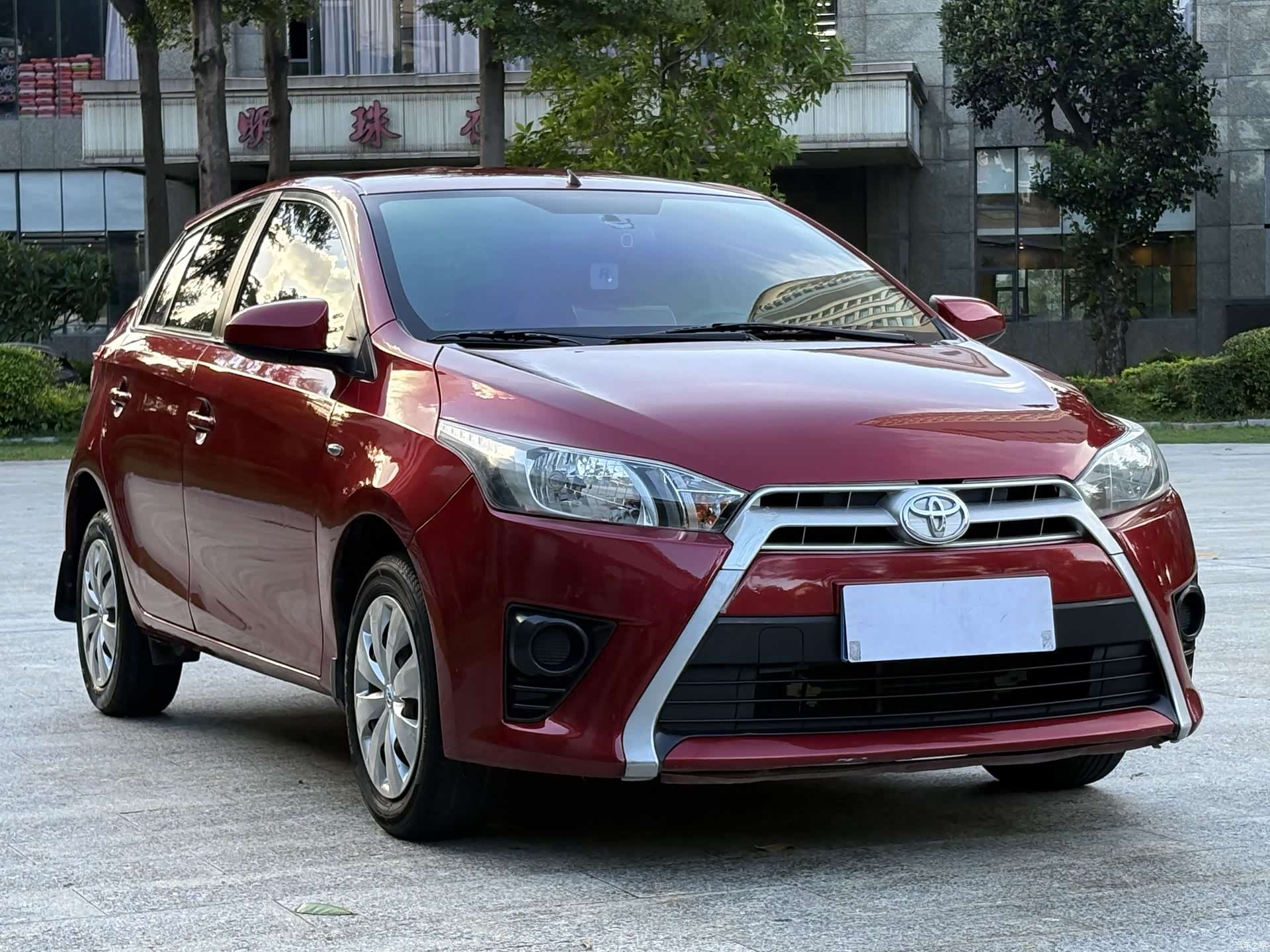 Toyota YARiS L, 2016 2
