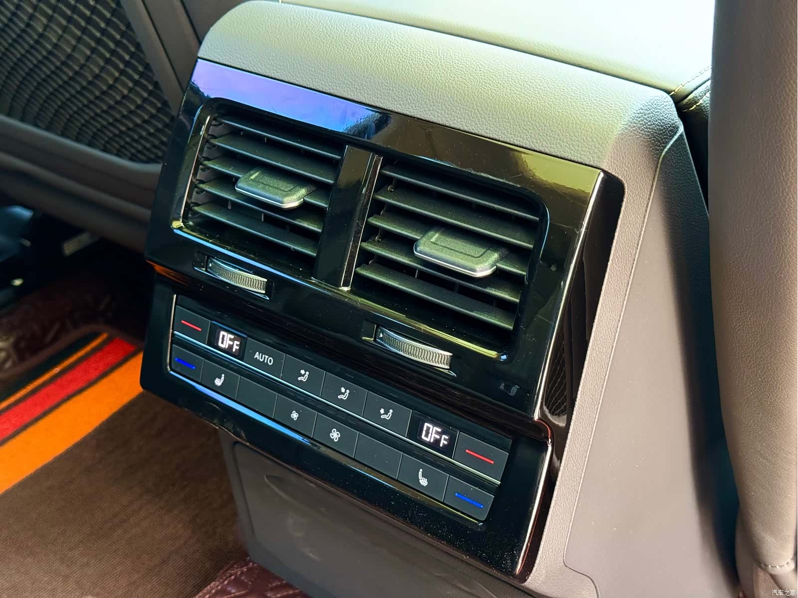 Volkswagen Touareg, 2021 16