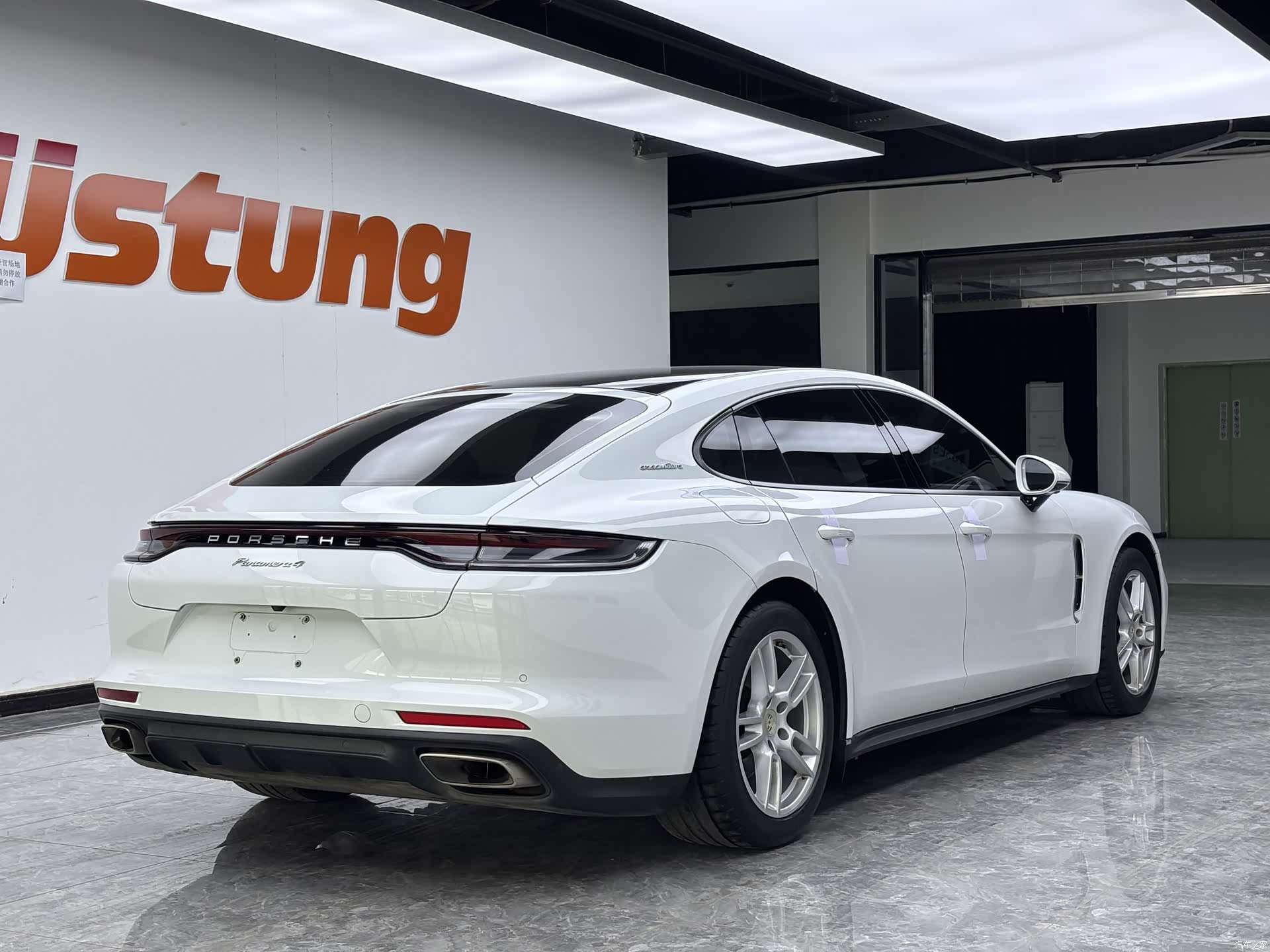 Porsche Panamera, 2024 4