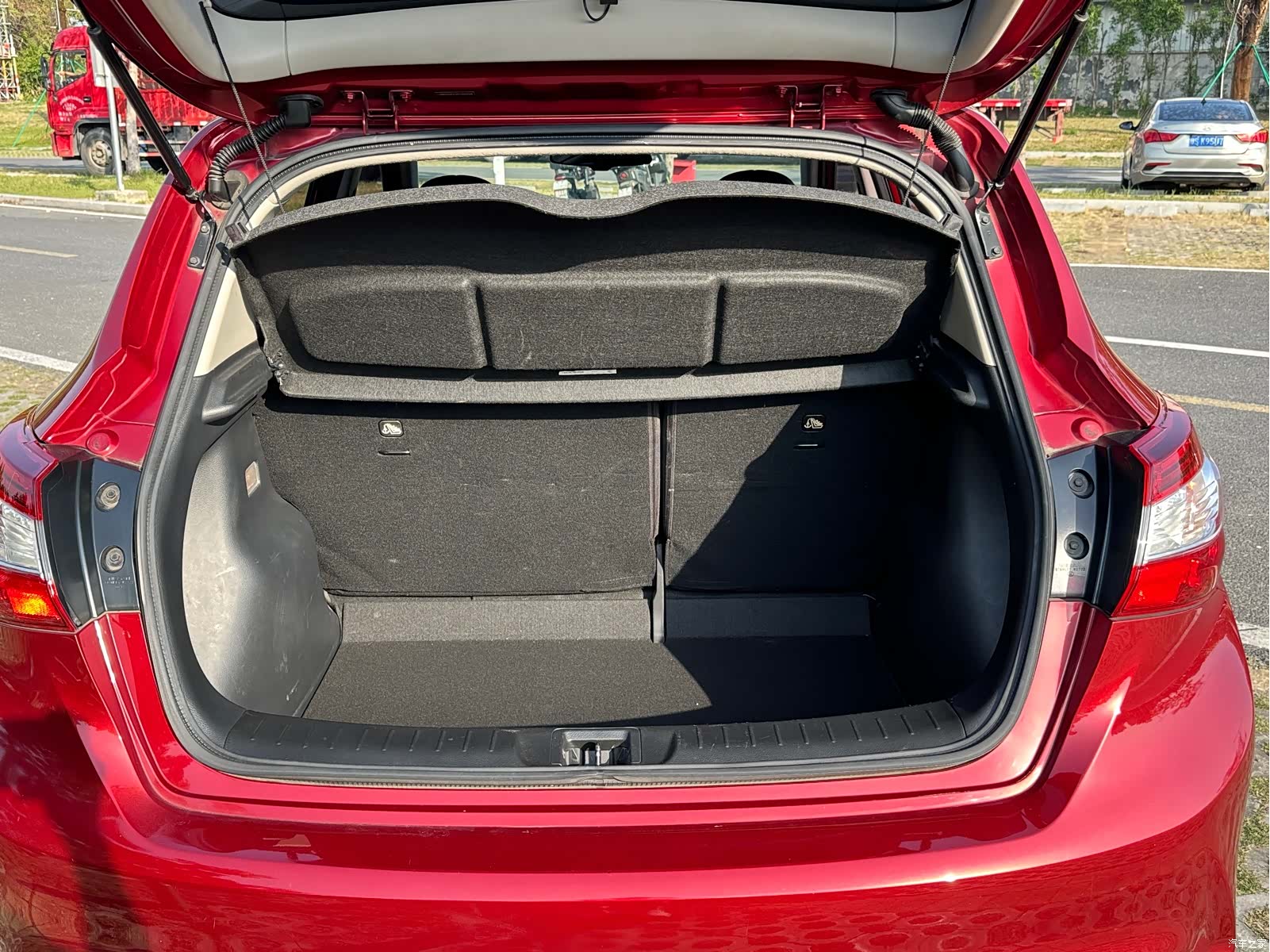 Nissan Tiida, 2017 8