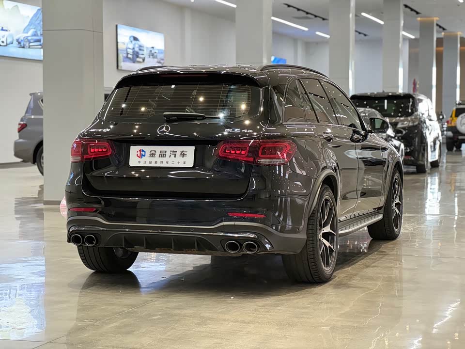Mercedes-Benz GLC AMG