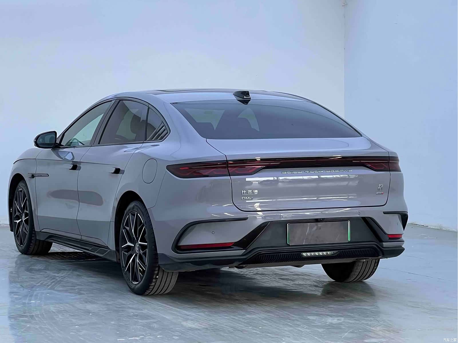 BYD Han, 2025 7