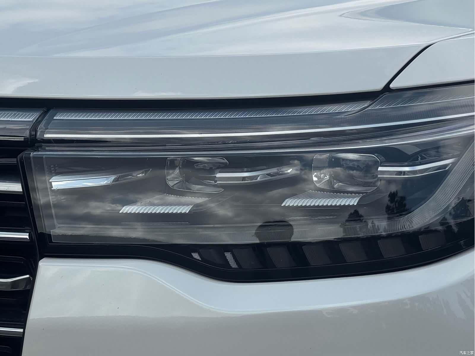 Ford Explorer, 2024 4
