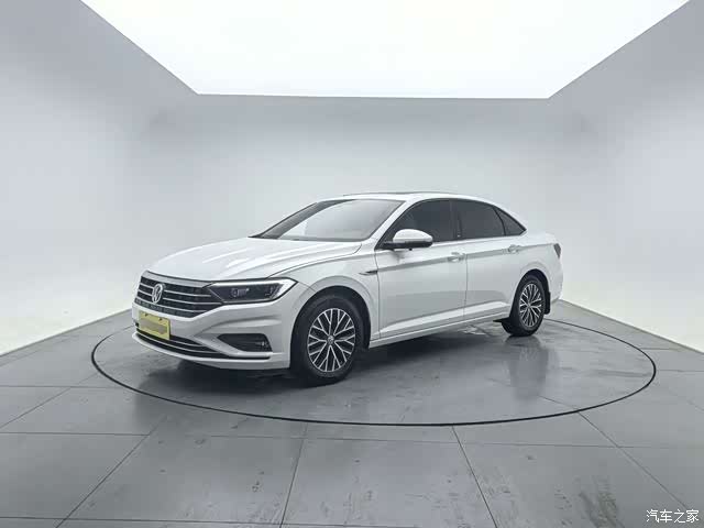 Volkswagen Sagitar, 2021 1