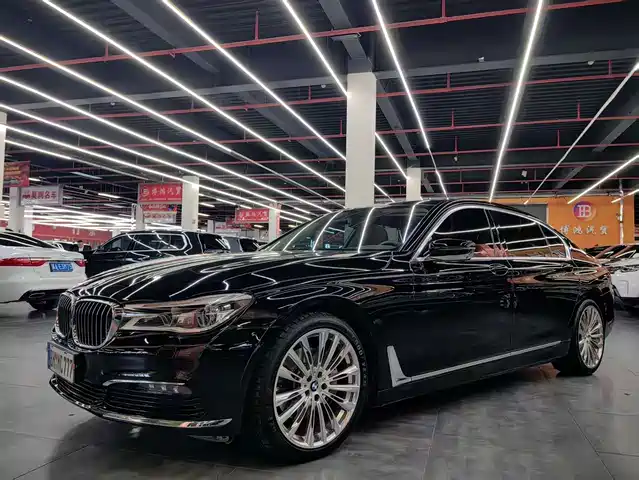 BMW 7-Series 2018 — купить из Китая под заказ