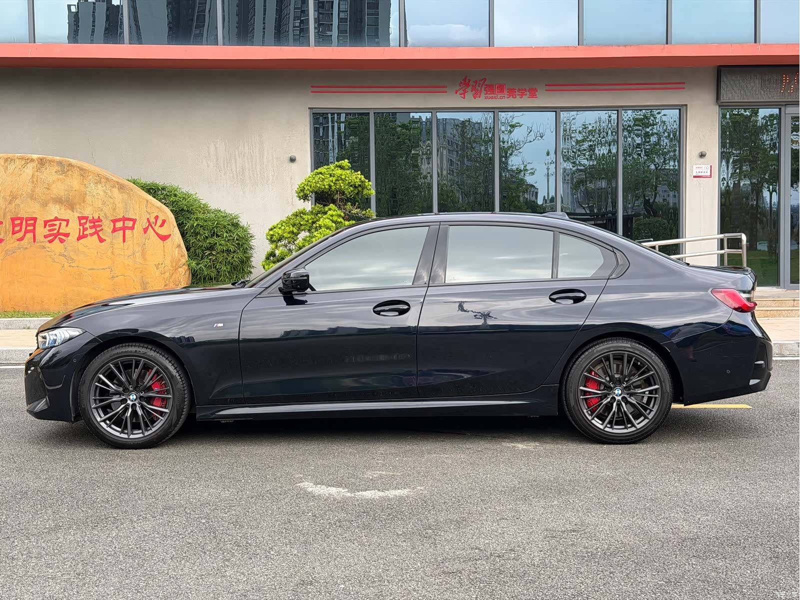 BMW 3 Series, 2024 6