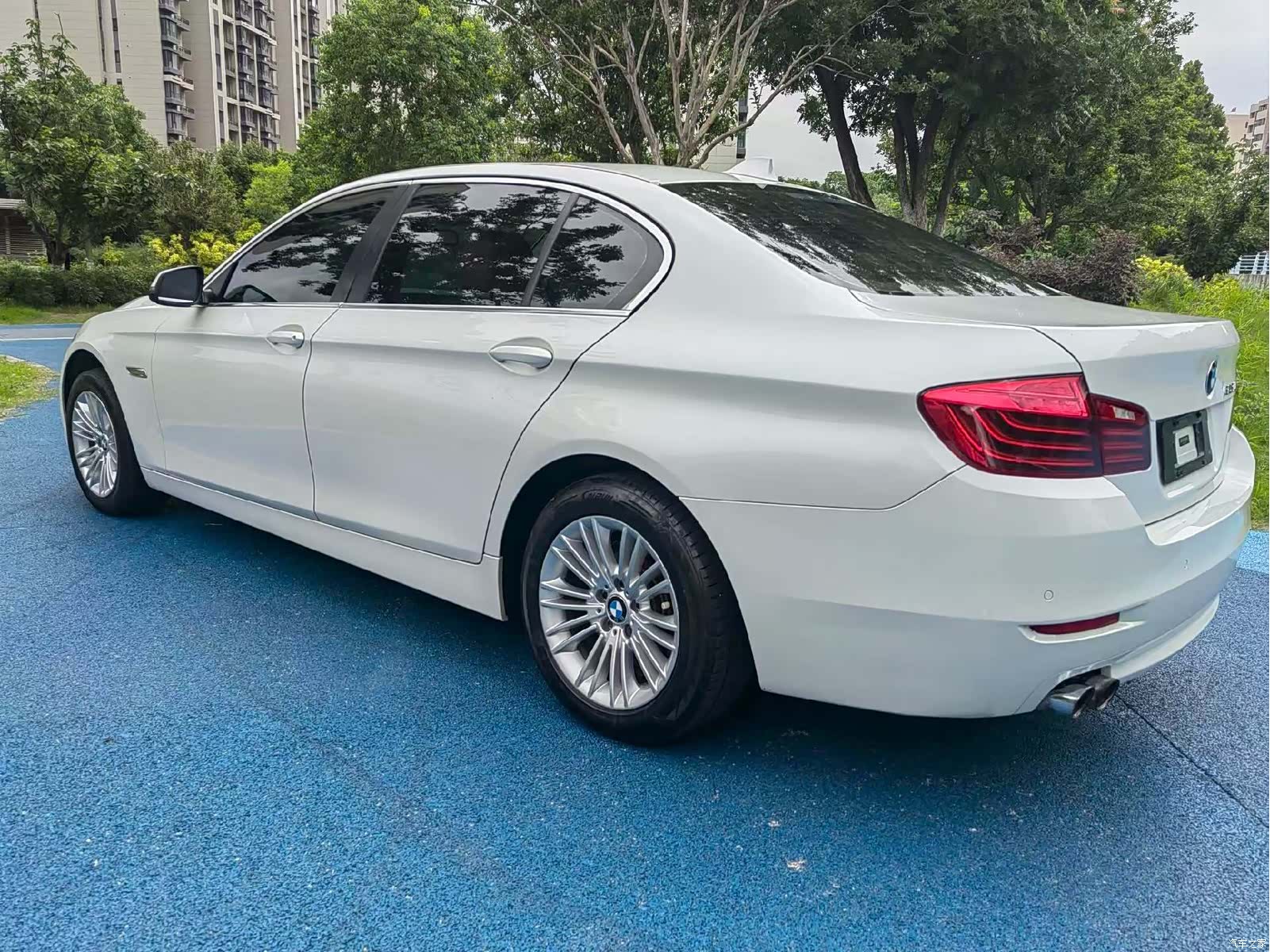BMW 5 Series, 2014 9