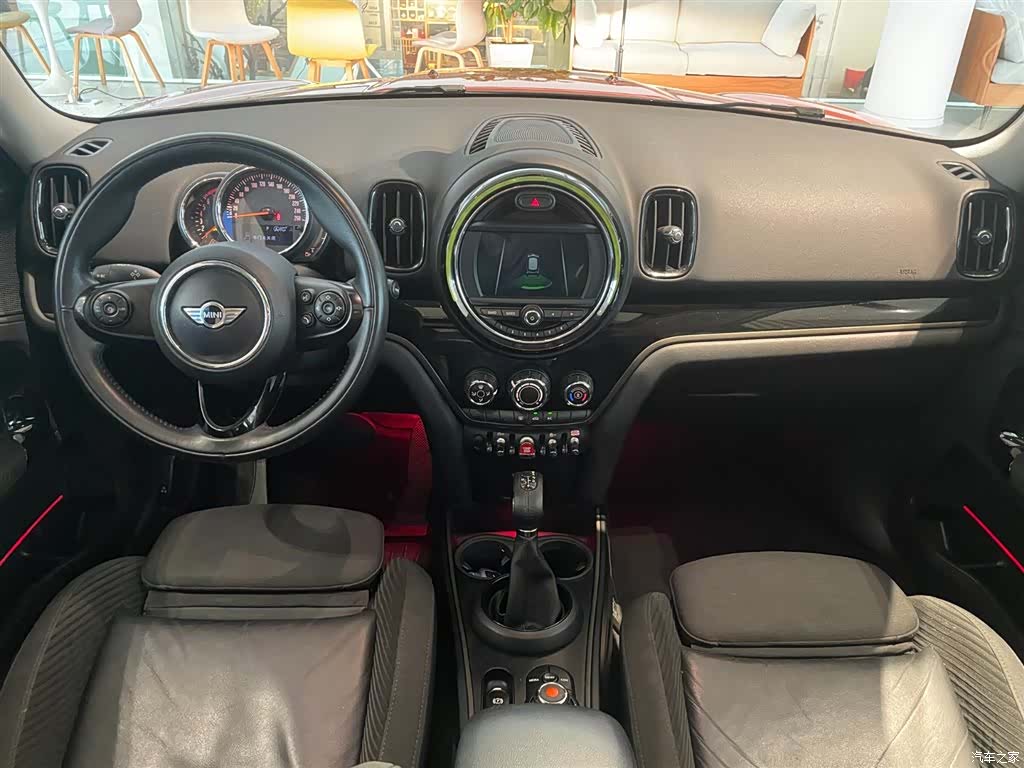 Mini Countryman, 2018 14