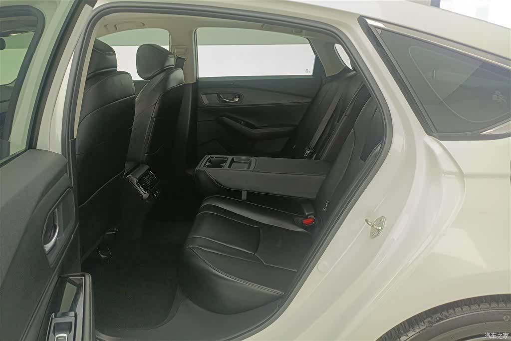 Honda Inspire, 2024 11