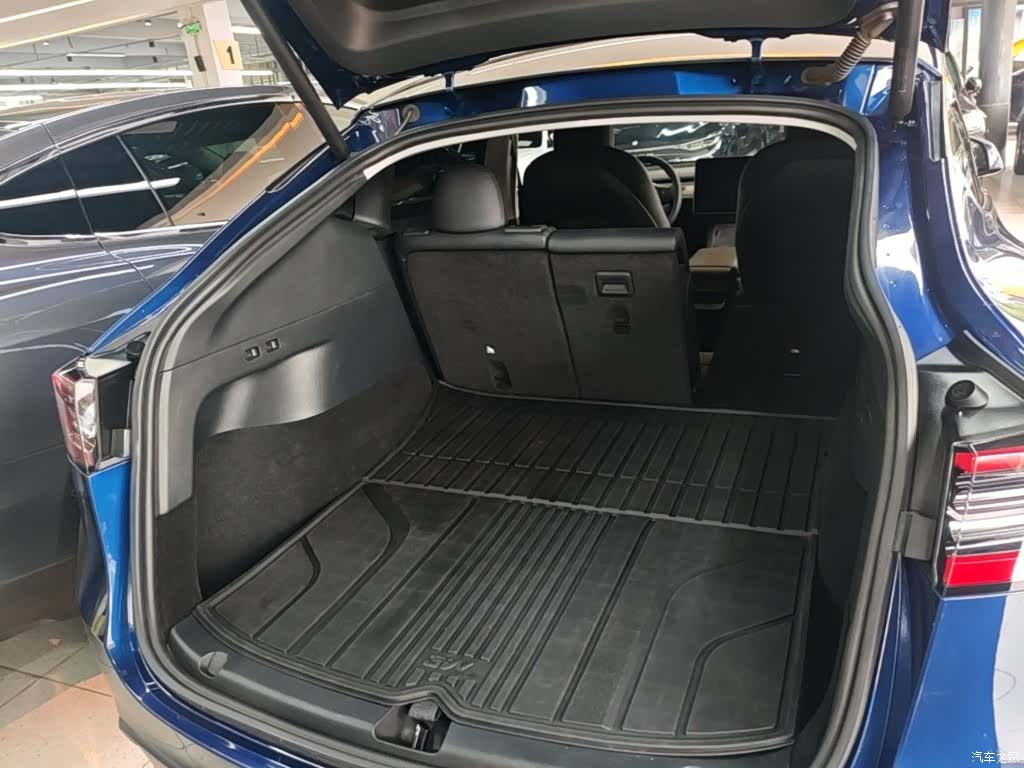 Tesla Model Y, 2021 19