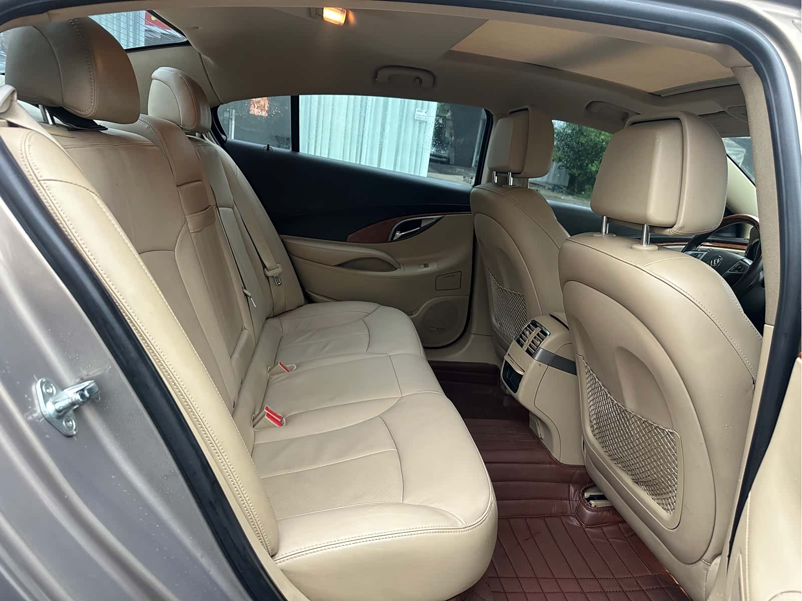 Buick LaCrosse, 2011 14
