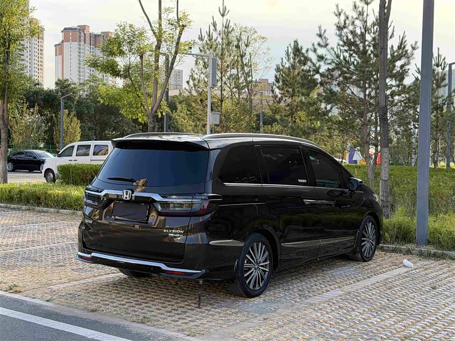 Honda Elysion 2023, фото 4
