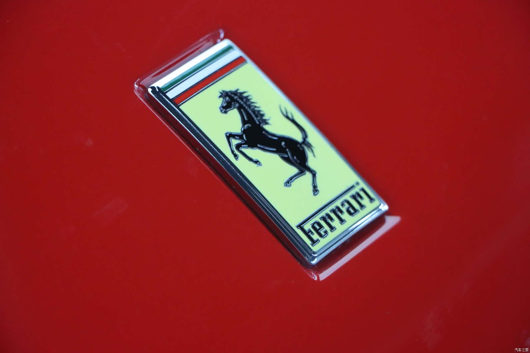 Ferrari 488, 2017 23