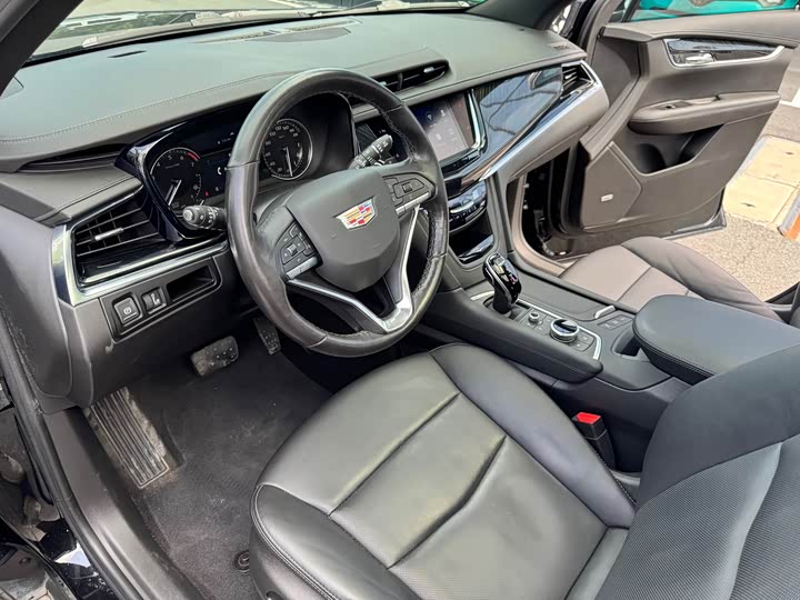 Cadillac XT6 2022 2.0T liu seats AWD Люкс