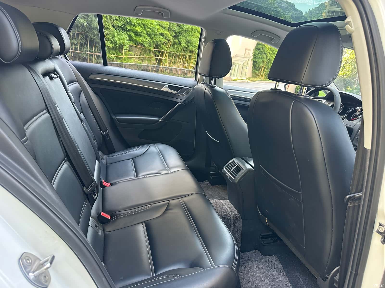 Volkswagen Golf, 2015 12