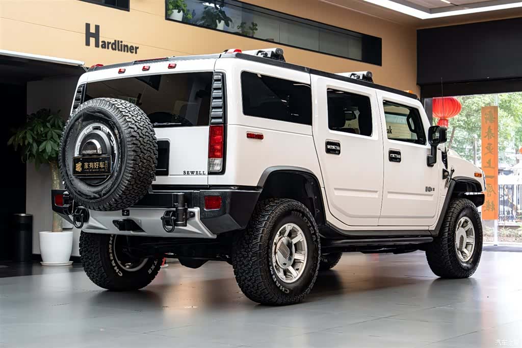 Hummer H2, 2009 4