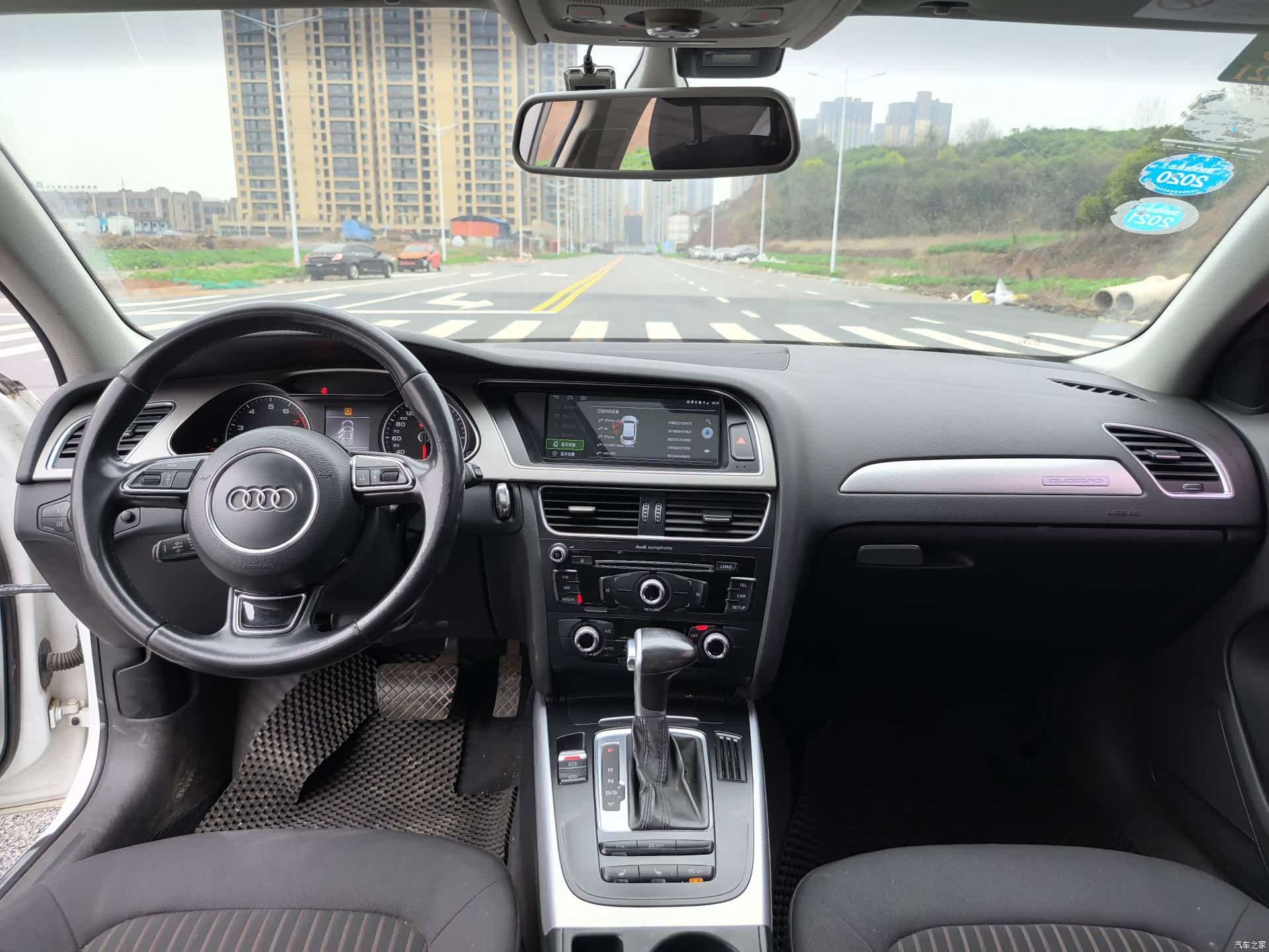 Audi A4L, 2015 12