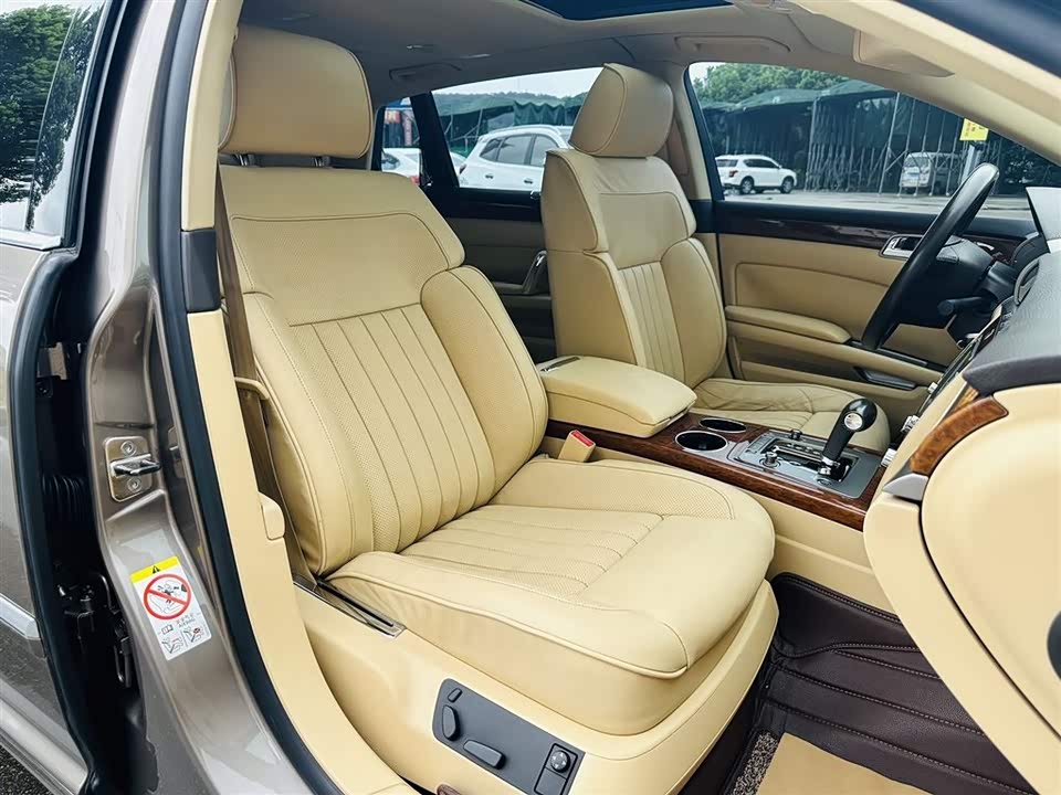 Volkswagen Phaeton