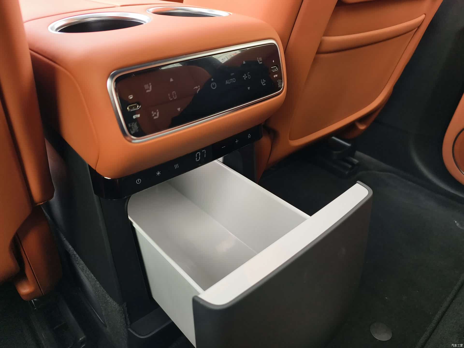Li Auto L8, 2025 19