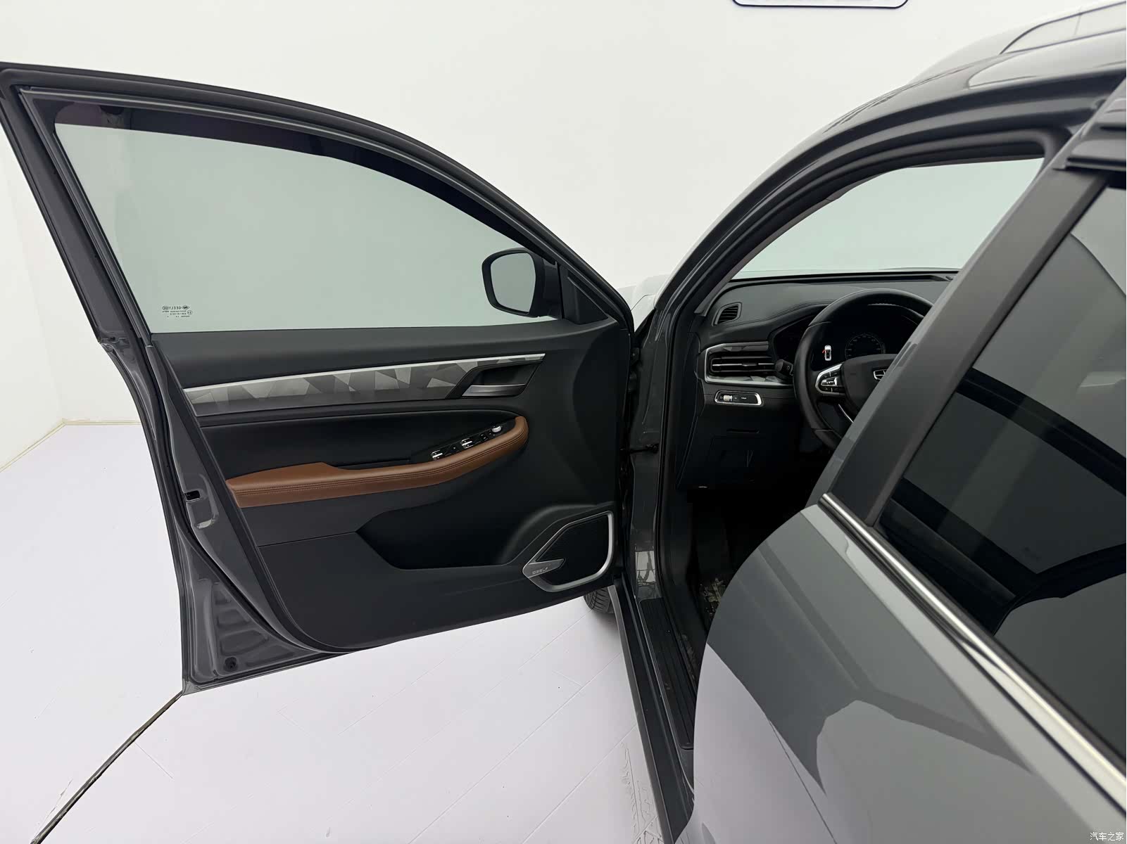 Geely X6, 2023 21