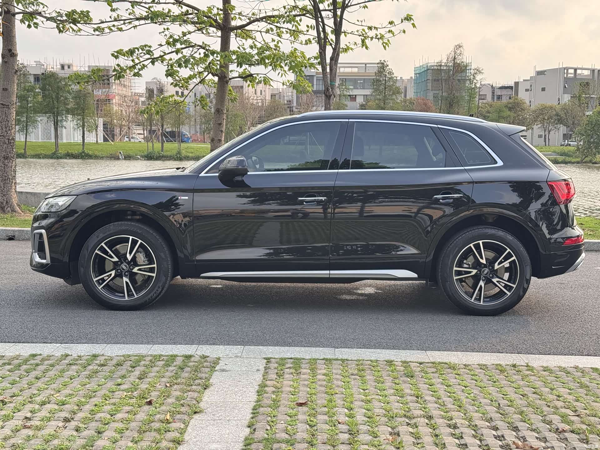 Audi Q5L, 2023 3