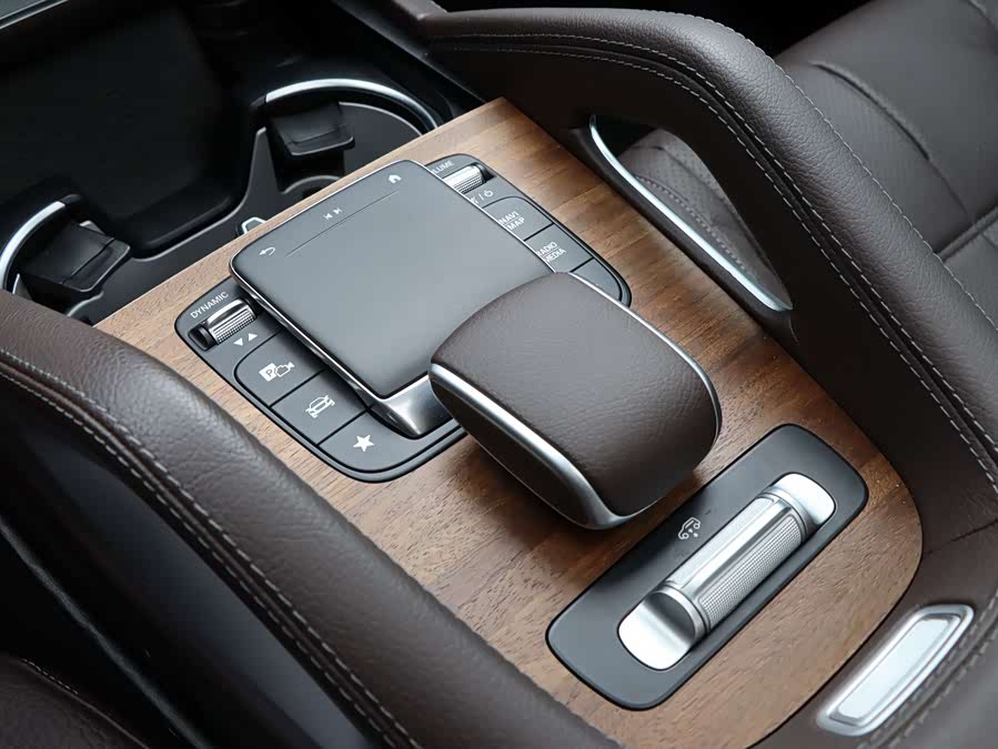 Mercedes-Benz GLS 2023, фото 18