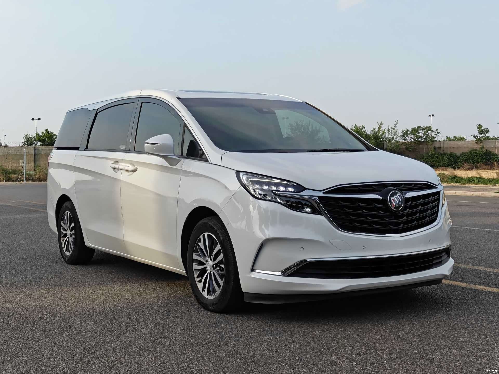 Buick GL8, 2021 2