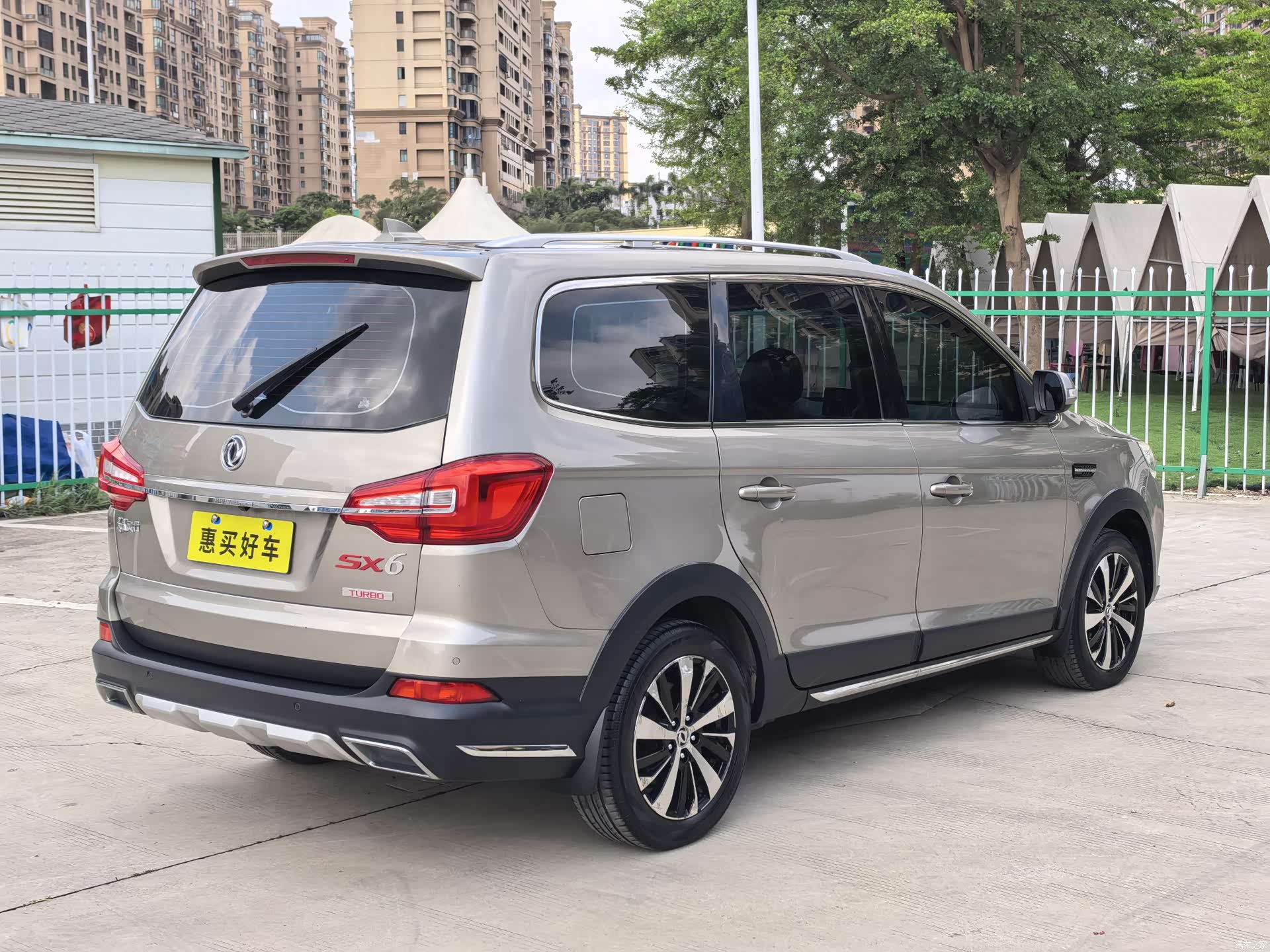 DongFeng X6, 2018 12