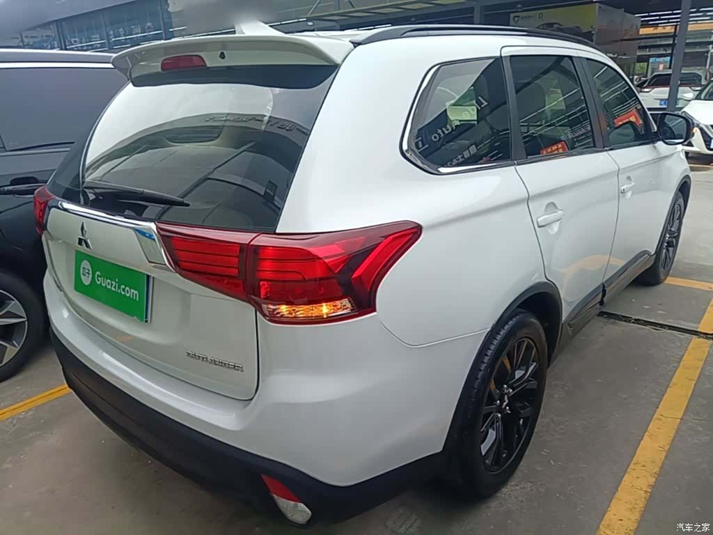Mitsubishi Outlander, 2018 7