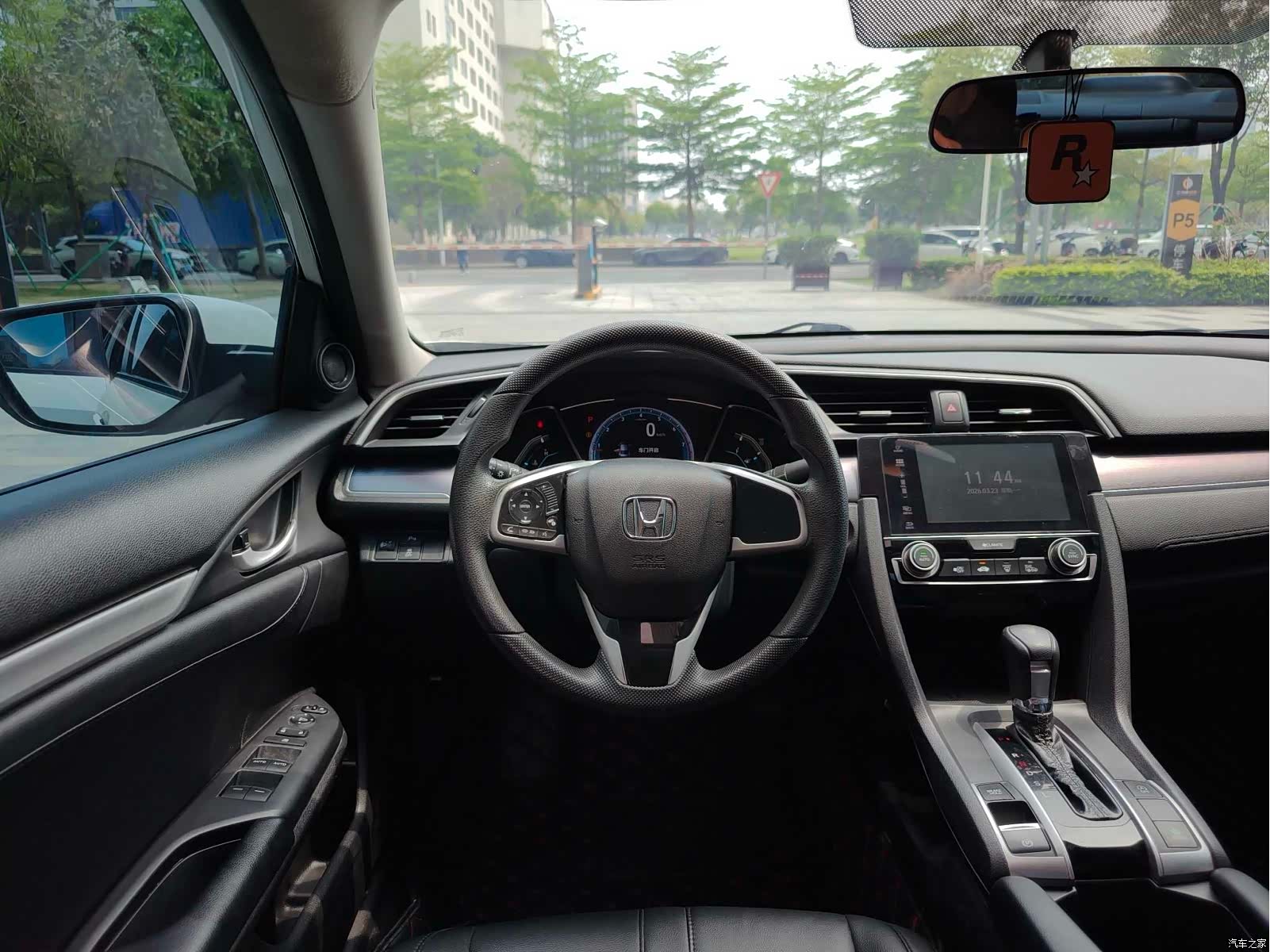 Honda Civic, 2018 11