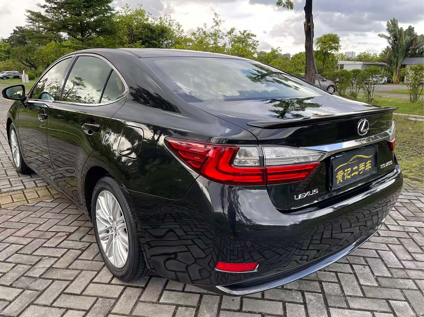 Lexus ES, 2015 12