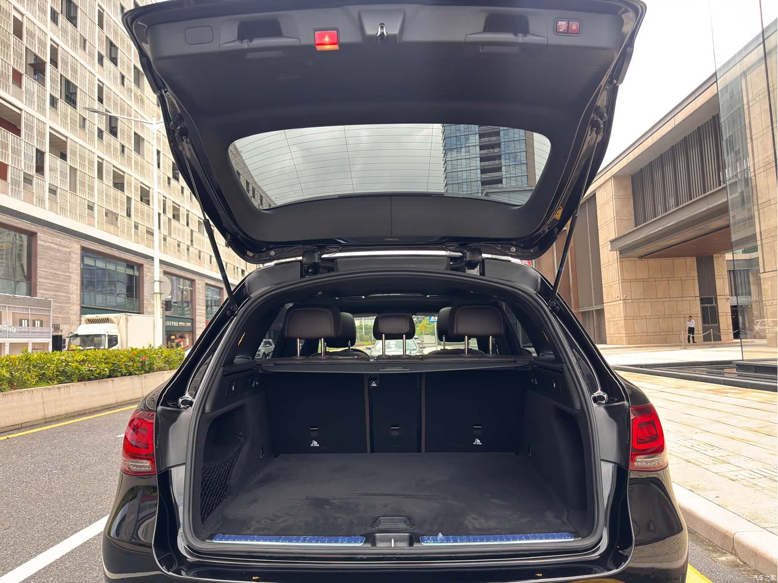 Mercedes-Benz GLC, 2023 25