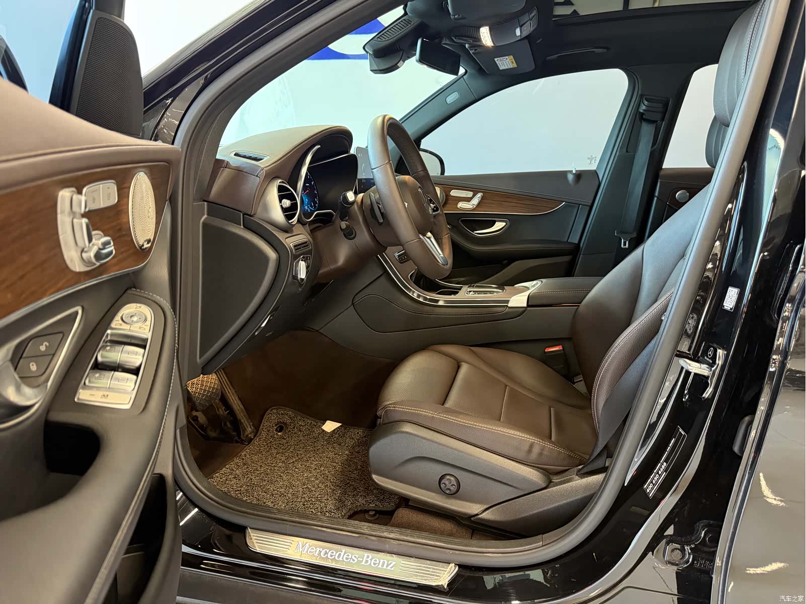 Mercedes-Benz GLC, 2021 4