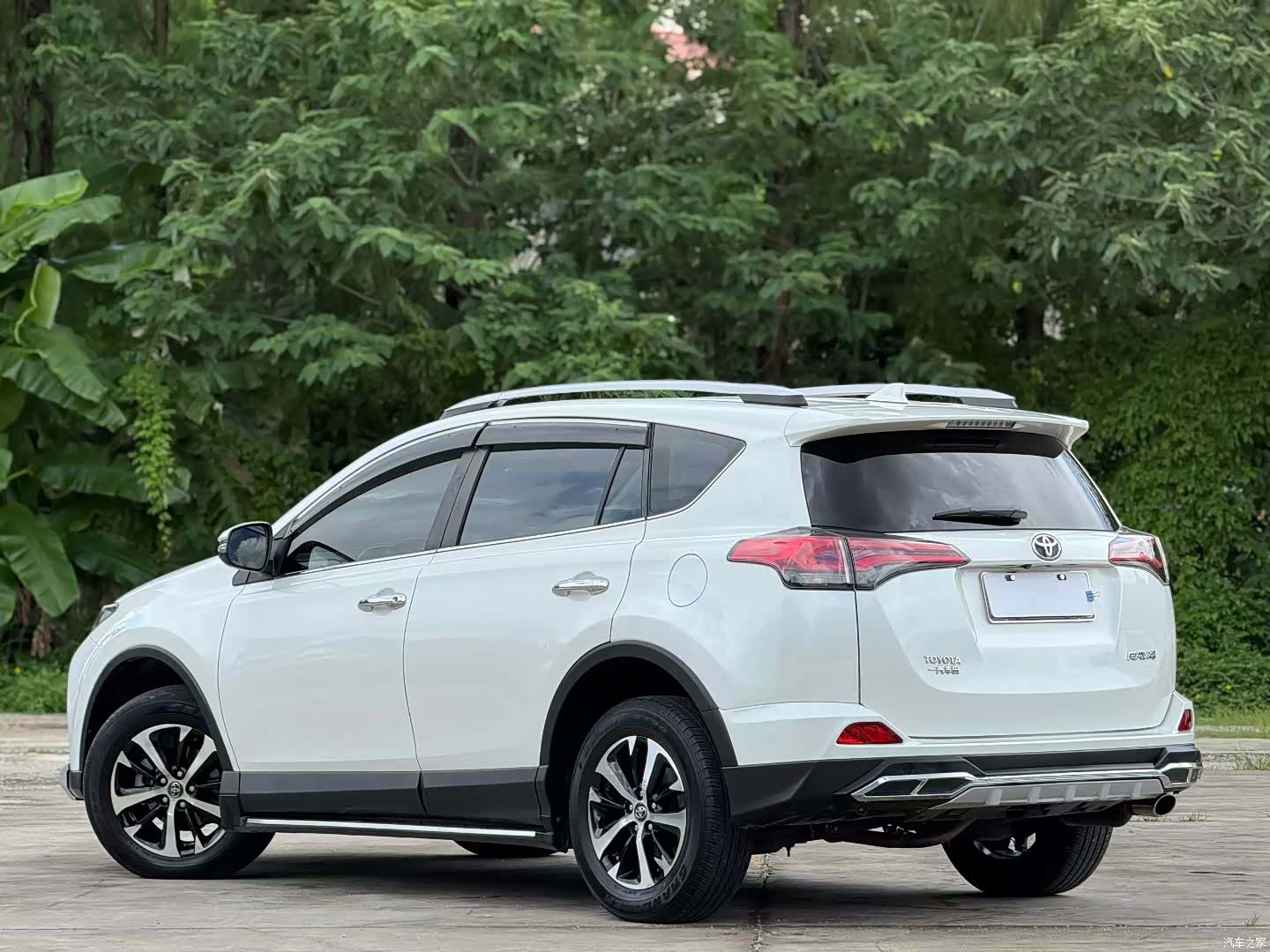 Toyota RAV4, 2017 7